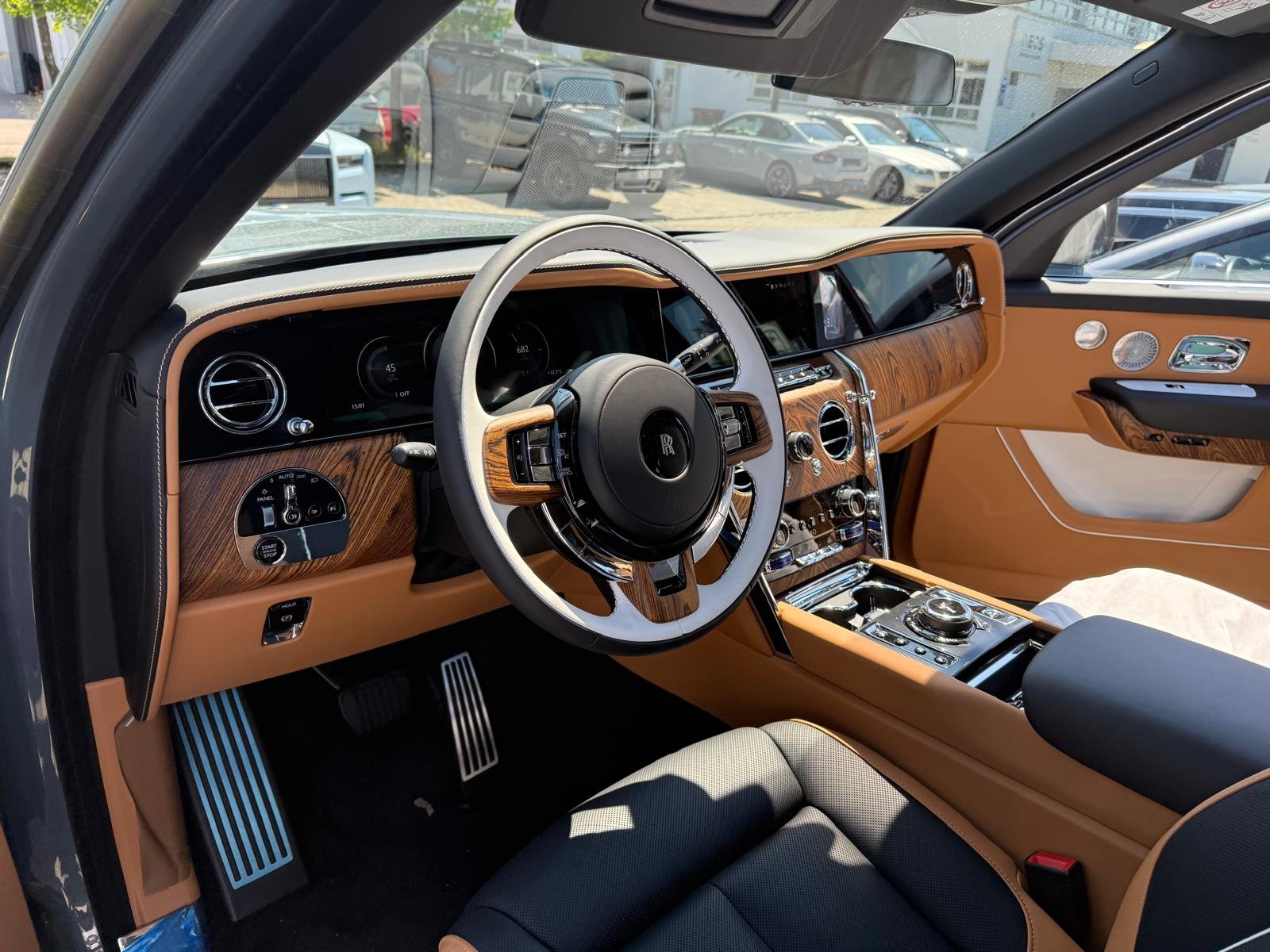 Rolls-Royce Cullinan — photo 3